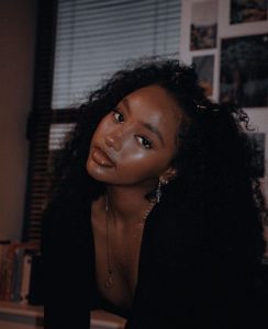 Style to Impress with a Loose Deep Wave Wig.